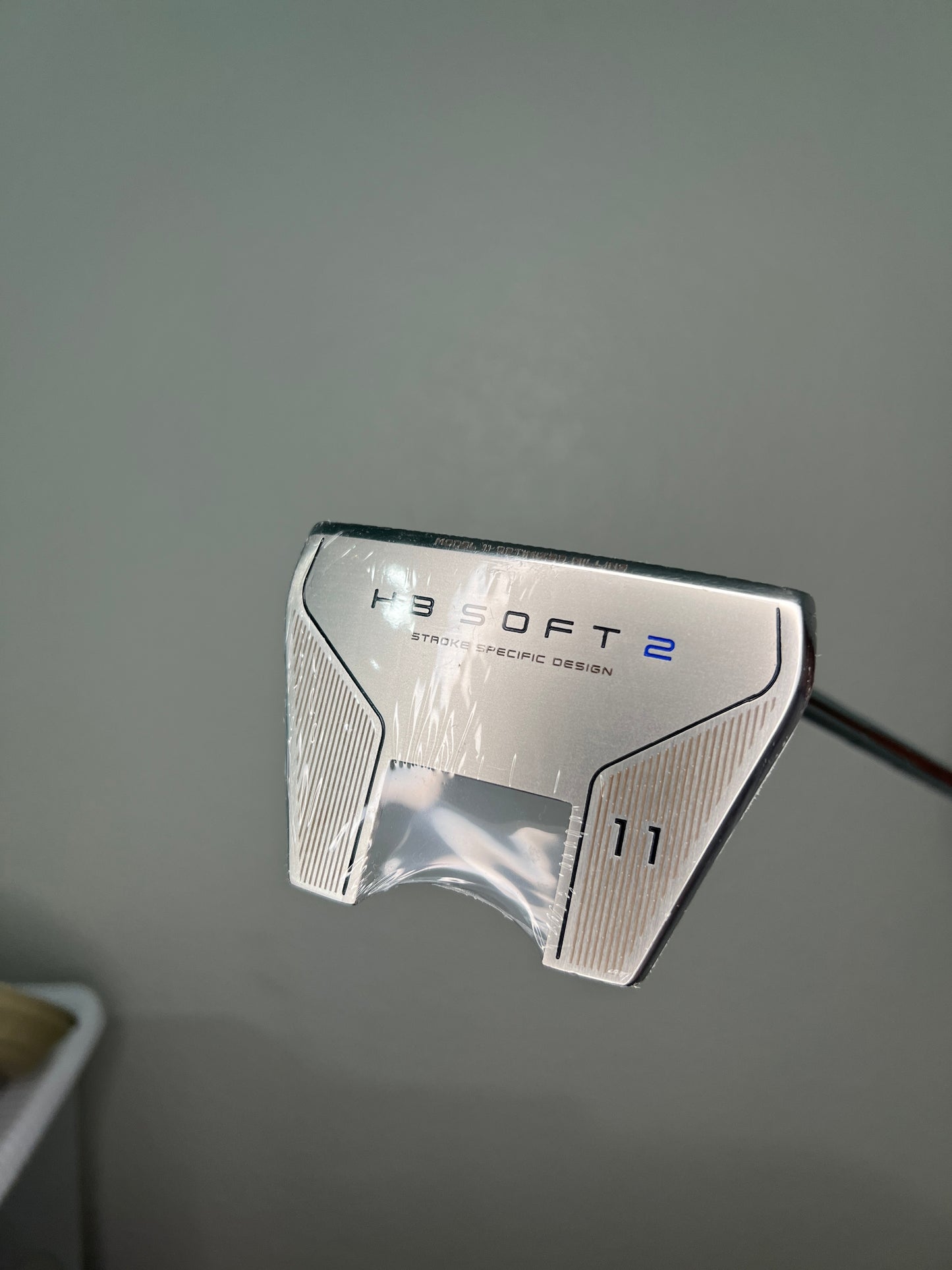 NEW - Cleveland HB SOFT 2 Putter – Model 11 34" RH Lamkin Sink Fit Pistol Grip