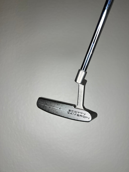 USED - Titleist Scotty Cameron Special Select Newport Right Handed 35"