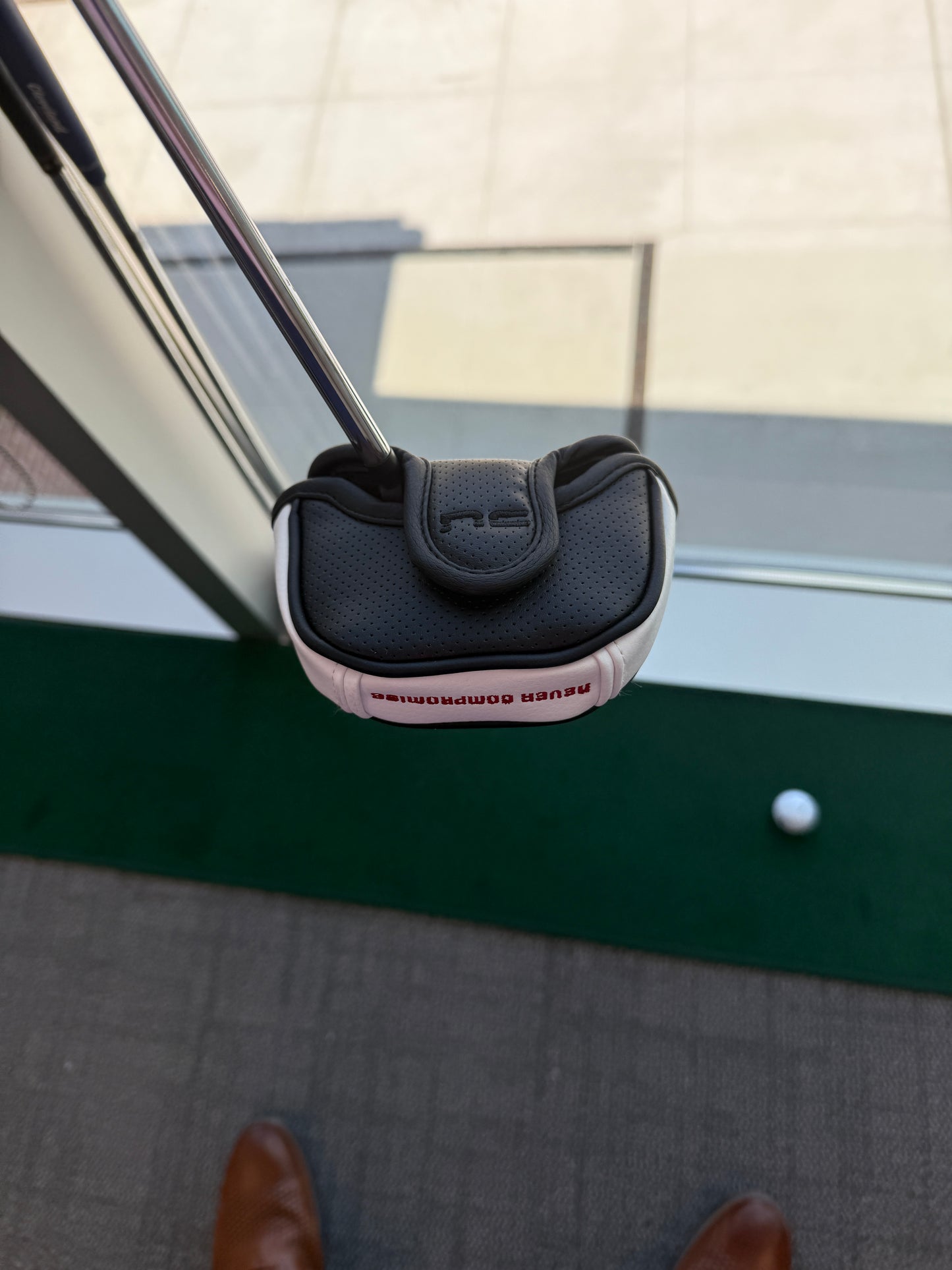 Used - Never Compromise Reserve NC Contrast Putter – Model 3 35" KBS CT Tour 120 Shaft