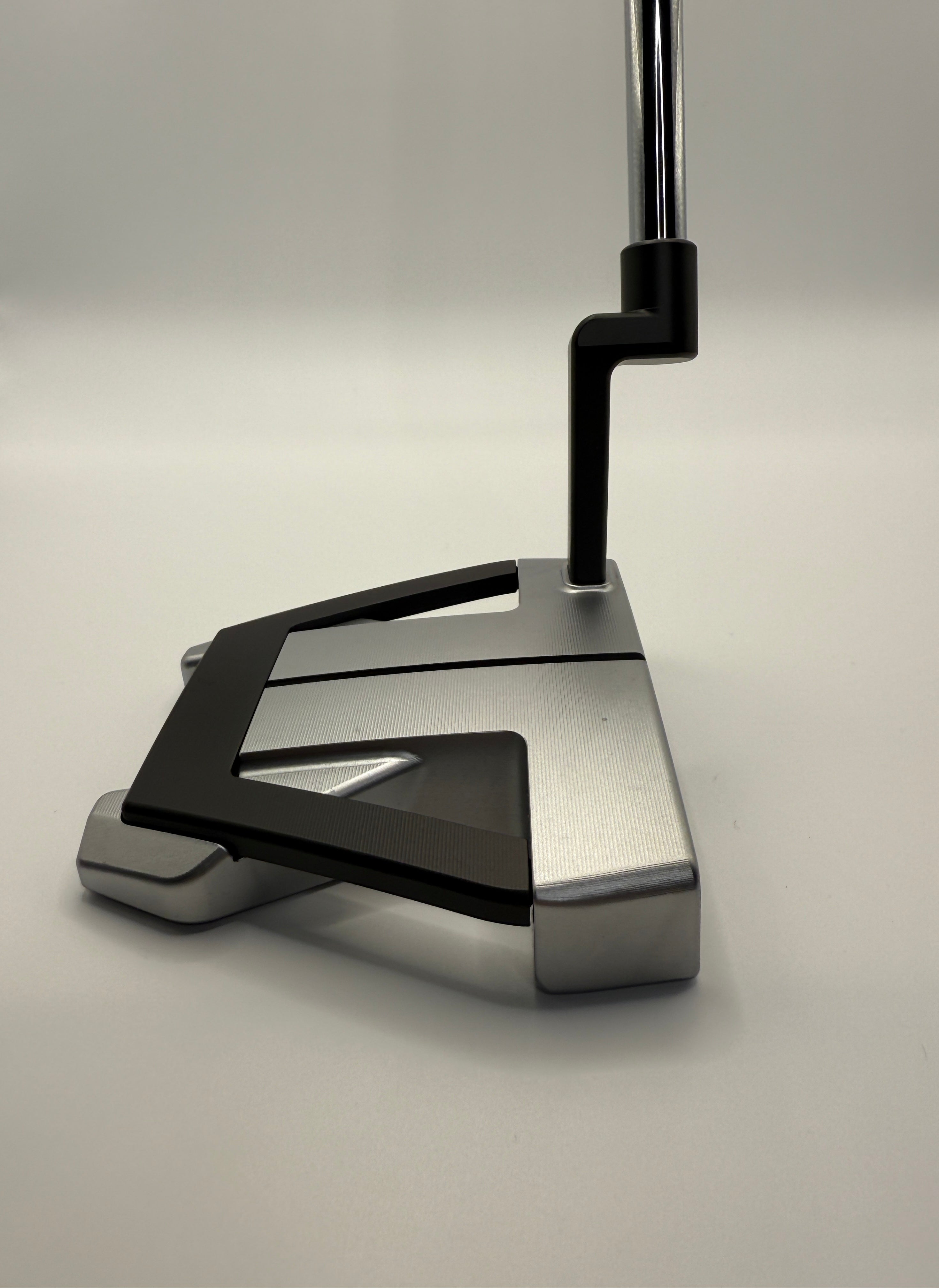 RIGHTY - NEW PXG Battle Ready II Blackjack Putter with M16 shaft