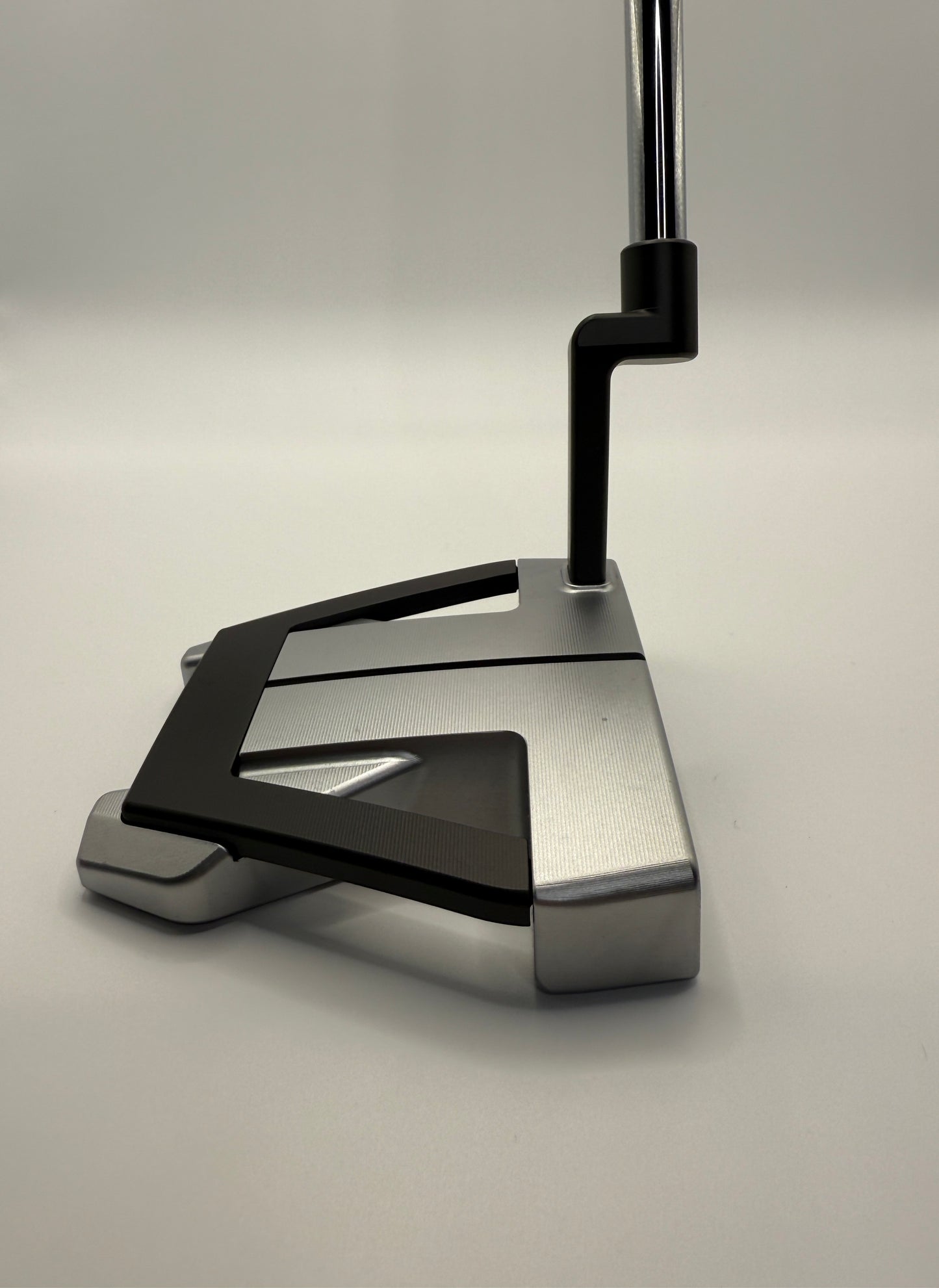 RIGHTY - NEW PXG Battle Ready II Blackjack Putter with M16 shaft, Plumber's Neck, 35", and Straight II PXG Grip