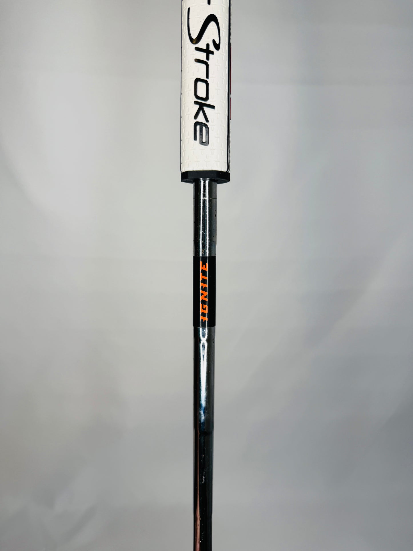 NIKE Ignite 001 35" Plumbers Neck Newport 2-Style Blade Putter. New Super Stroke Tour 1.0 Grip.