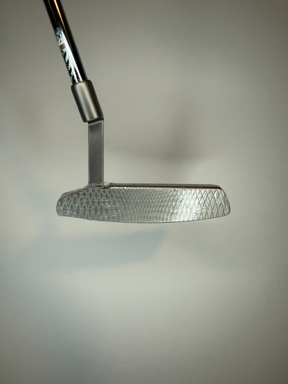 NEW - LEFTY Cleveland HB SOFT Milled 4 Putter 34" LH