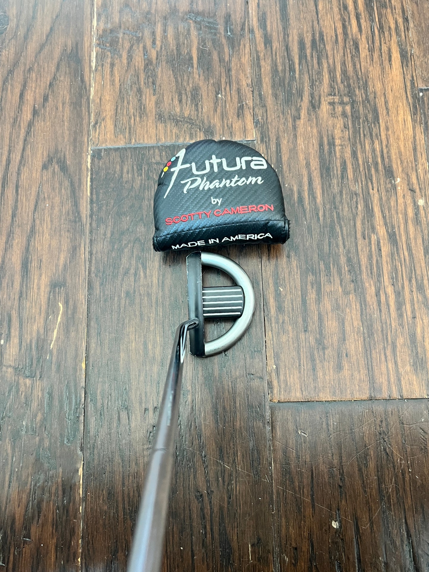 USED - Titleist Scotty Cameron Futura Phantom Right Handed 35"