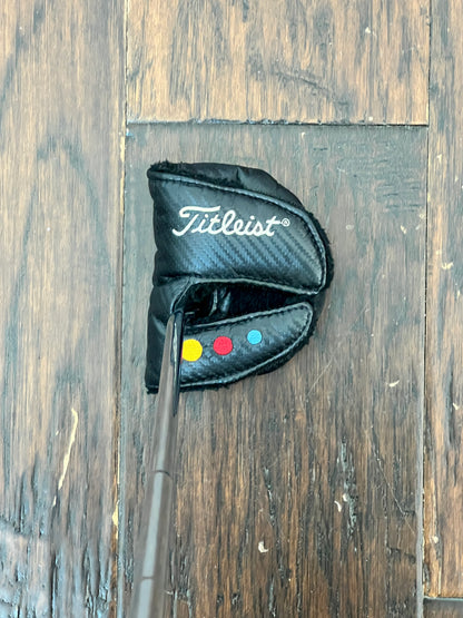 USED - Titleist Scotty Cameron Futura Phantom Right Handed 35"