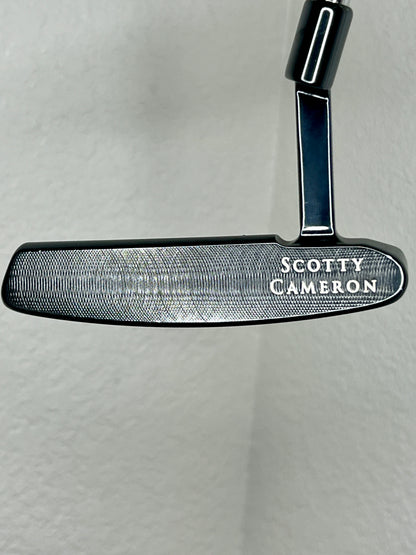 USED - Titleist Scotty Cameron Newport Classic Refinished by Scotty Cameron Custom Shop in RH 35"