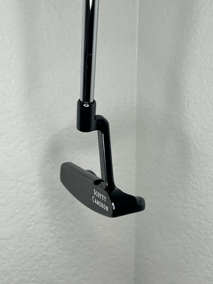 USED - Titleist Scotty Cameron Newport Classic Refinished by Scotty Cameron Custom Shop in RH 35"