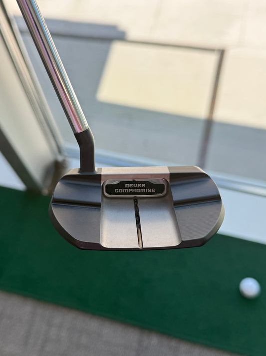 Used - Never Compromise Reserve NC Contrast Putter – Model 3 35" KBS CT Tour 120 Shaft