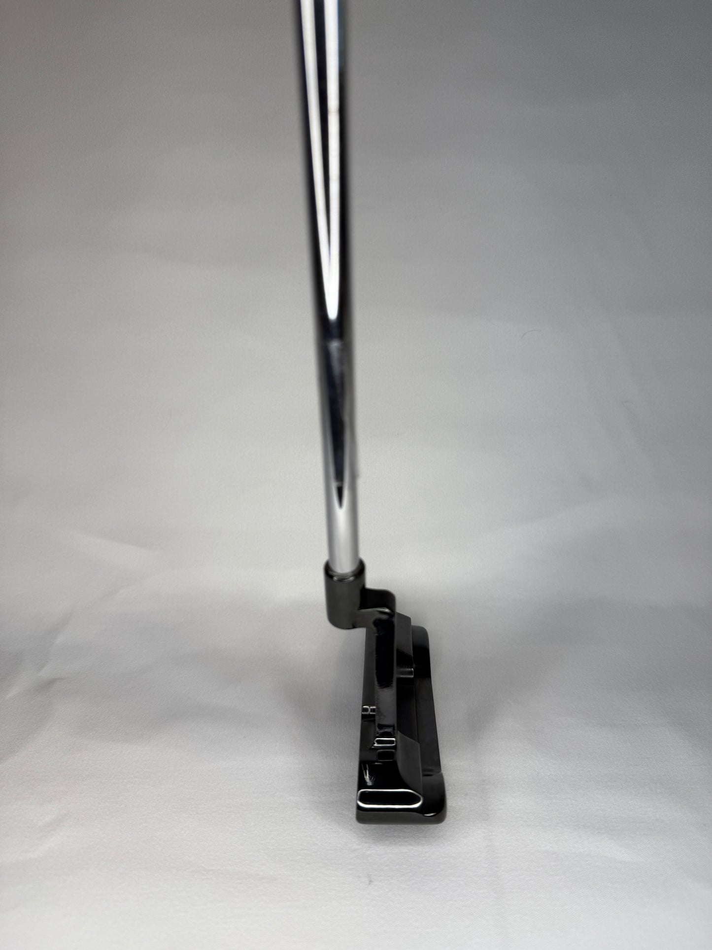 RARE Scotty Cameron Newport The Art of Putting Putter in 350g. ALL ORIGINAL and MINT!