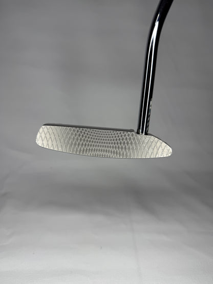 NEW - Cleveland HB SOFT Milled 8 Putter 34" Single Bend RH