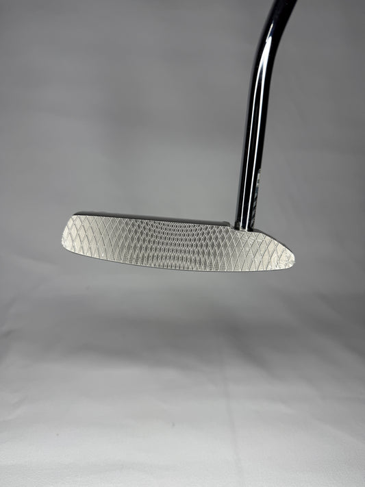 NEW - Cleveland HB SOFT Milled 8 Putter 34" Single Bend RH