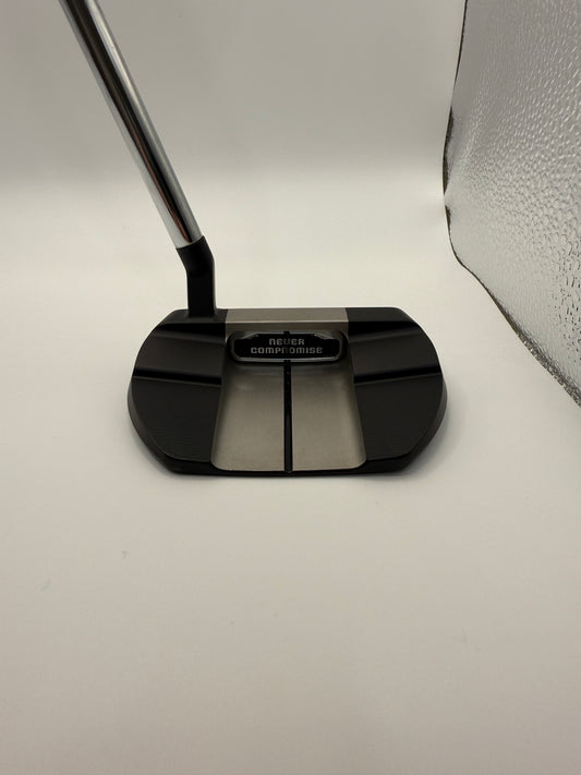 Used - Never Compromise Reserve NC Contrast Putter – Model 3 35" KBS CT Tour 120 Shaft