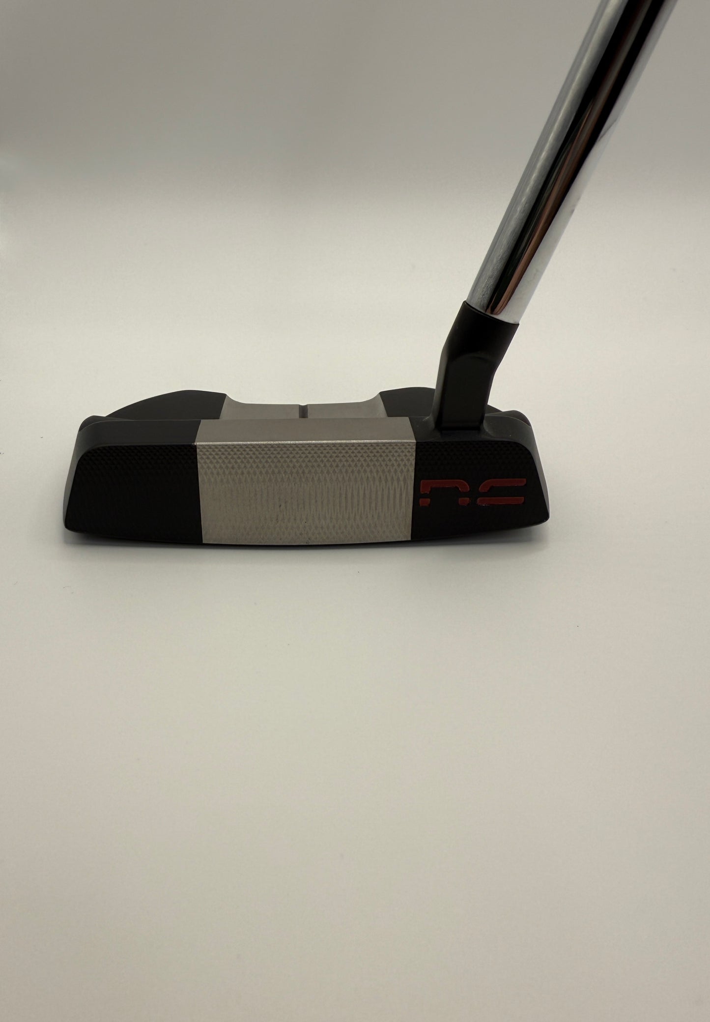 Used - Never Compromise Reserve NC Contrast Putter – Model 3 35" KBS CT Tour 120 Shaft