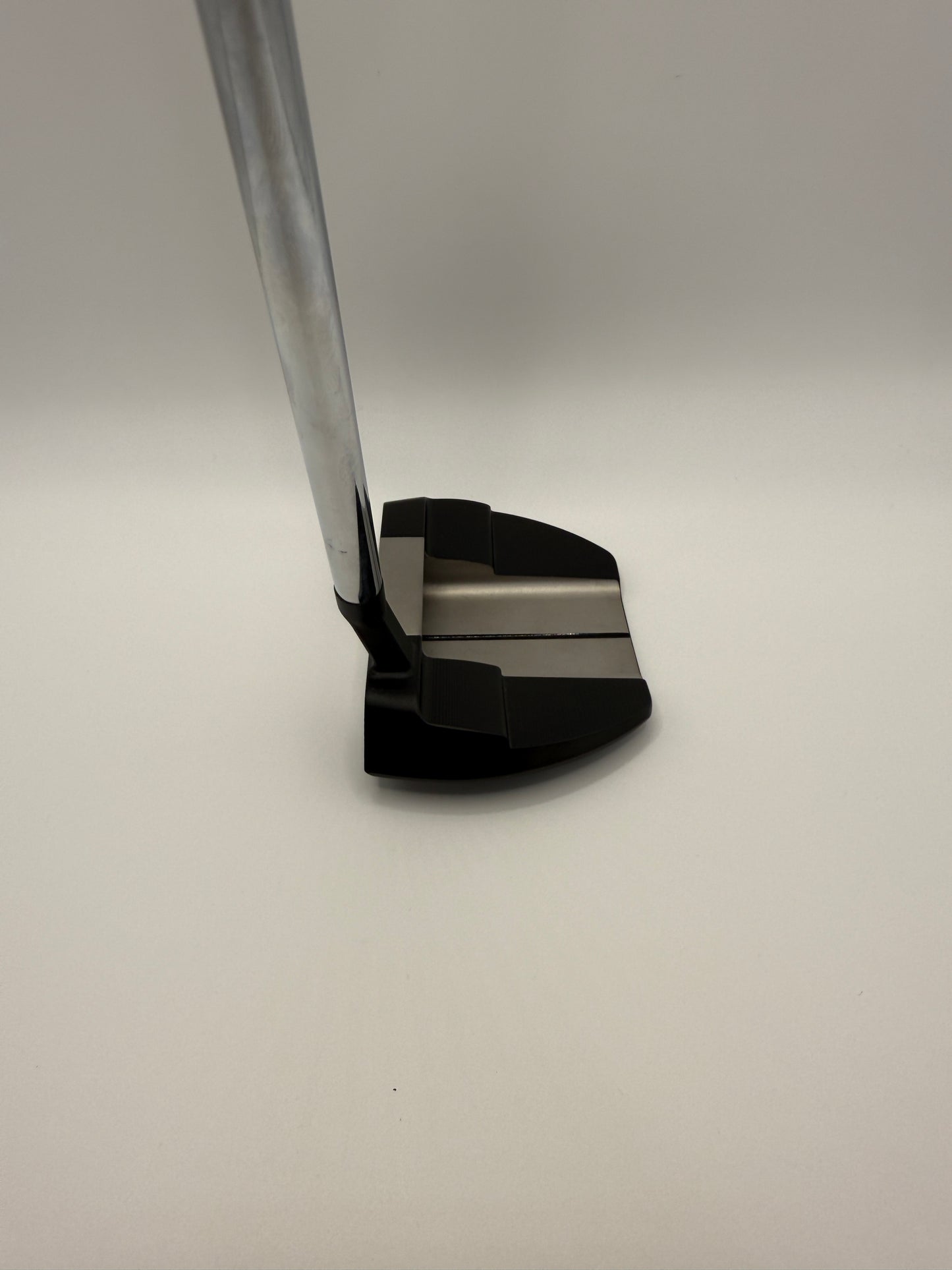 Used - Never Compromise Reserve NC Contrast Putter – Model 3 35" KBS CT Tour 120 Shaft